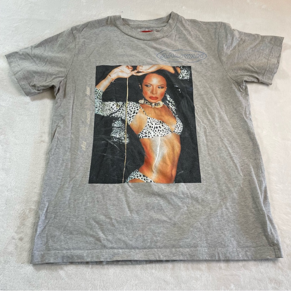 VINTAGE Aaliyah x Shoe Palace M double sided T Shirt Embroidered Autograph- RARE